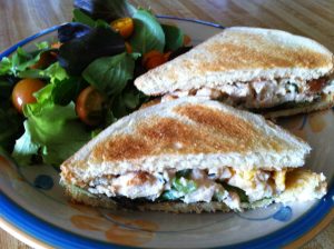 Recipe for Apricot Chicken with Grilled Scallions