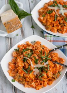 Creamy Pasta Recipe with Roasted Red Peppers