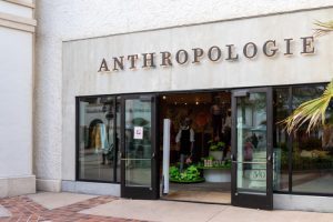 Anthropologieâs Stoneware "Strawberry Container" Is Perfect For Summer