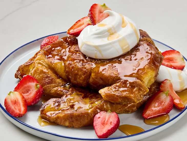 Croissant French Toast is the Crispiest French Toast Youâll Ever Make