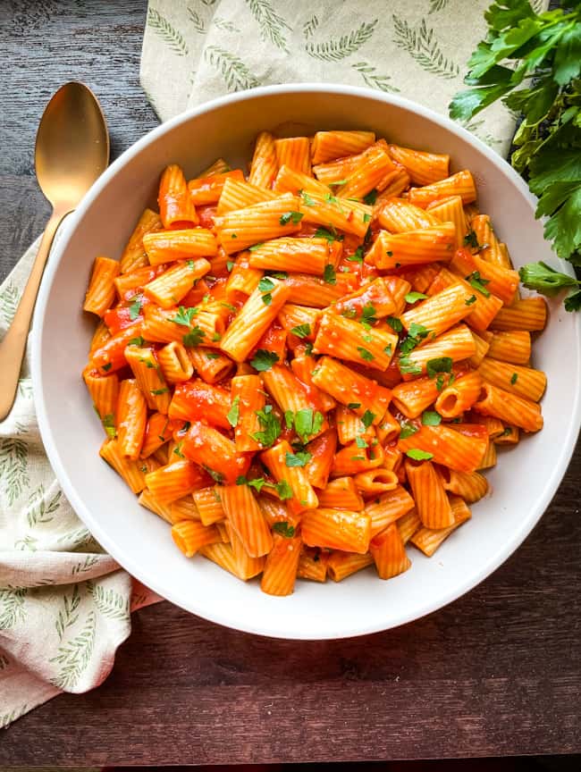 Fast Spicy Rigatoni Arrabbiata Recipe: Prepared in Less Than 30 Minutes