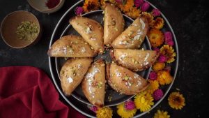 How to Prepare Gujiya: A Detailed Recipe Guide