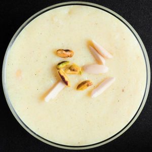 How to Prepare Phirni: A Classic Rice Pudding Recipe