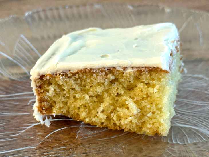 I Tried Chrissy Teigenâs Boxed âOld-School Vanillaâ Cake Mix