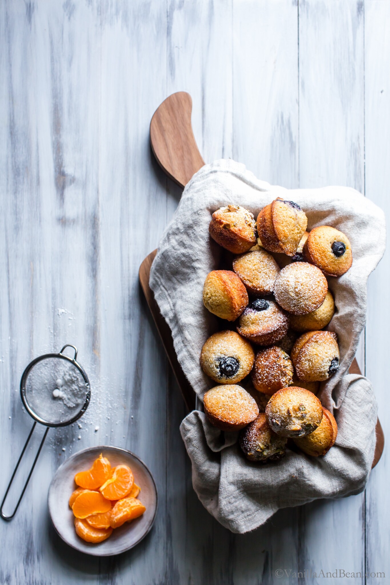 Miniature Cakes: An Informative Guide to Petite Baking Treats