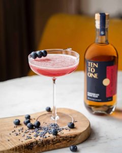 Revitalizing Strawberry Daiquiri Drink Recipe