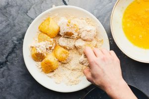 Simple Recipe for Pan-Seared Scallops Appropriate for Every Skill Level