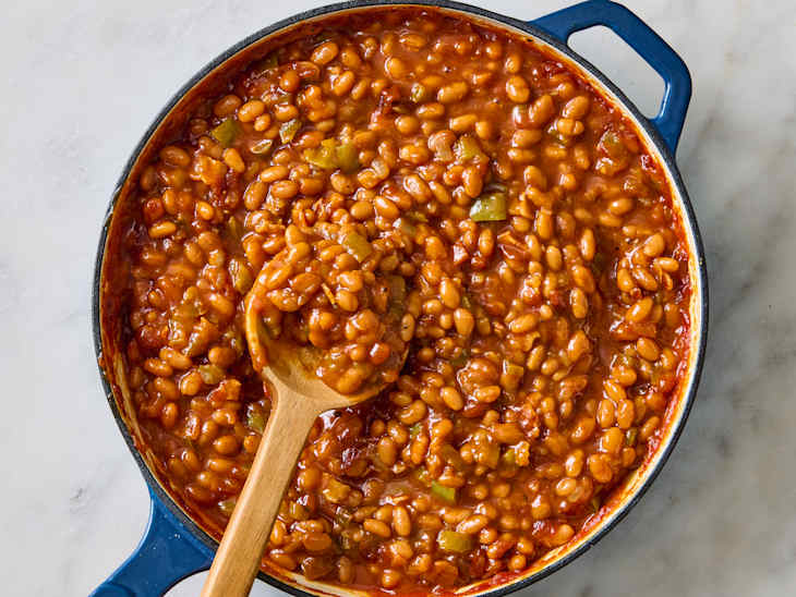How sweet eats baked bean recipe in a blue pot