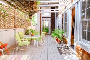 West Elmâs Outdoor Furniture Sale Includes This "Chic" Bistro Table