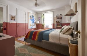 Why You Should Keep a Spatula in Your Bedroom (Itâs Brilliant!)