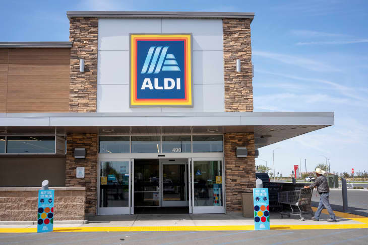 Aldi Just Dropped the "Dreamiest" Iridescent Glasses