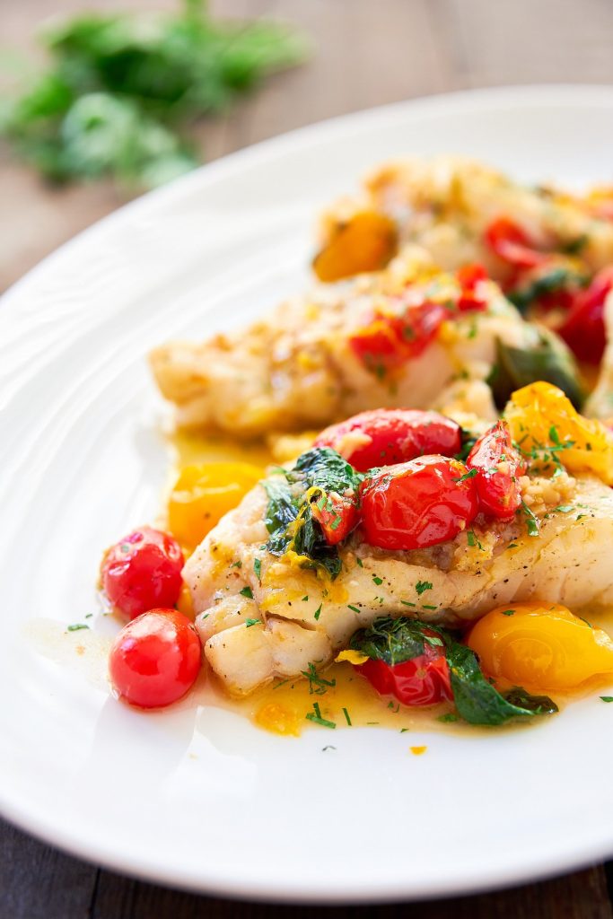 Baked Cod with Roasted Tomatoes: A Tender and Tasty Recipe