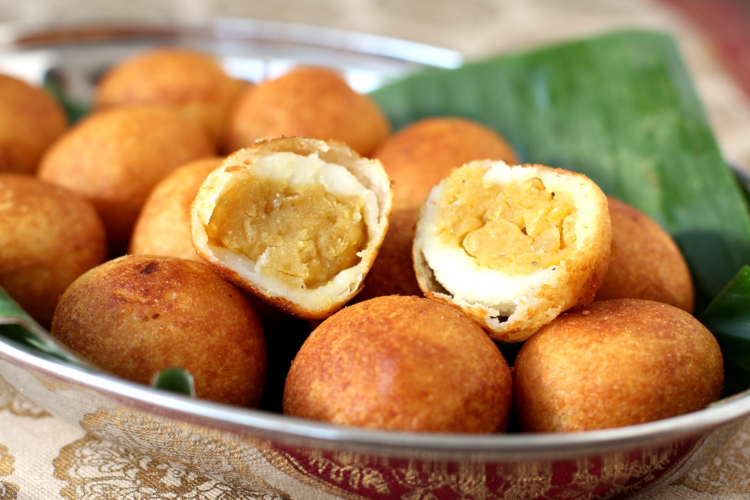Dabbakaya Pulihora: Rice Infused with Rough Lemon Flavor