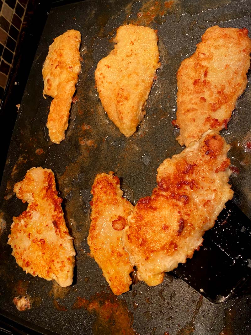Fried Chicken with Coating of Salted Egg Yolk