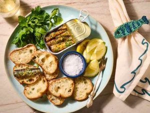 I Gave a Pro Decorator $120 for My Portugal-Inspired Dinner Party, and Hereâs What She Got