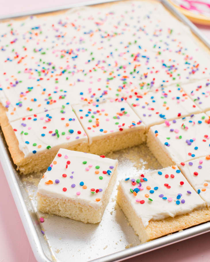 I Just Discovered the Most Game-Changing Way to Store and Transport Cake