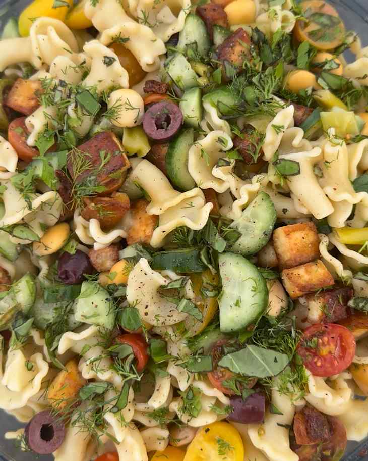 Pasta salad made with Lemon White Balsamic dressing.
