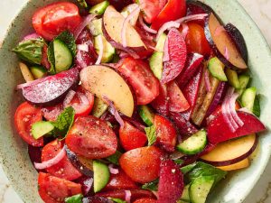 I've Made This "Unbelievable" Tomato Salad So Many Times I've Totally Lost Count