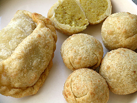 Recipe for Bellam Undrallu: An Authentic Vinayaka Chavithi Offering
