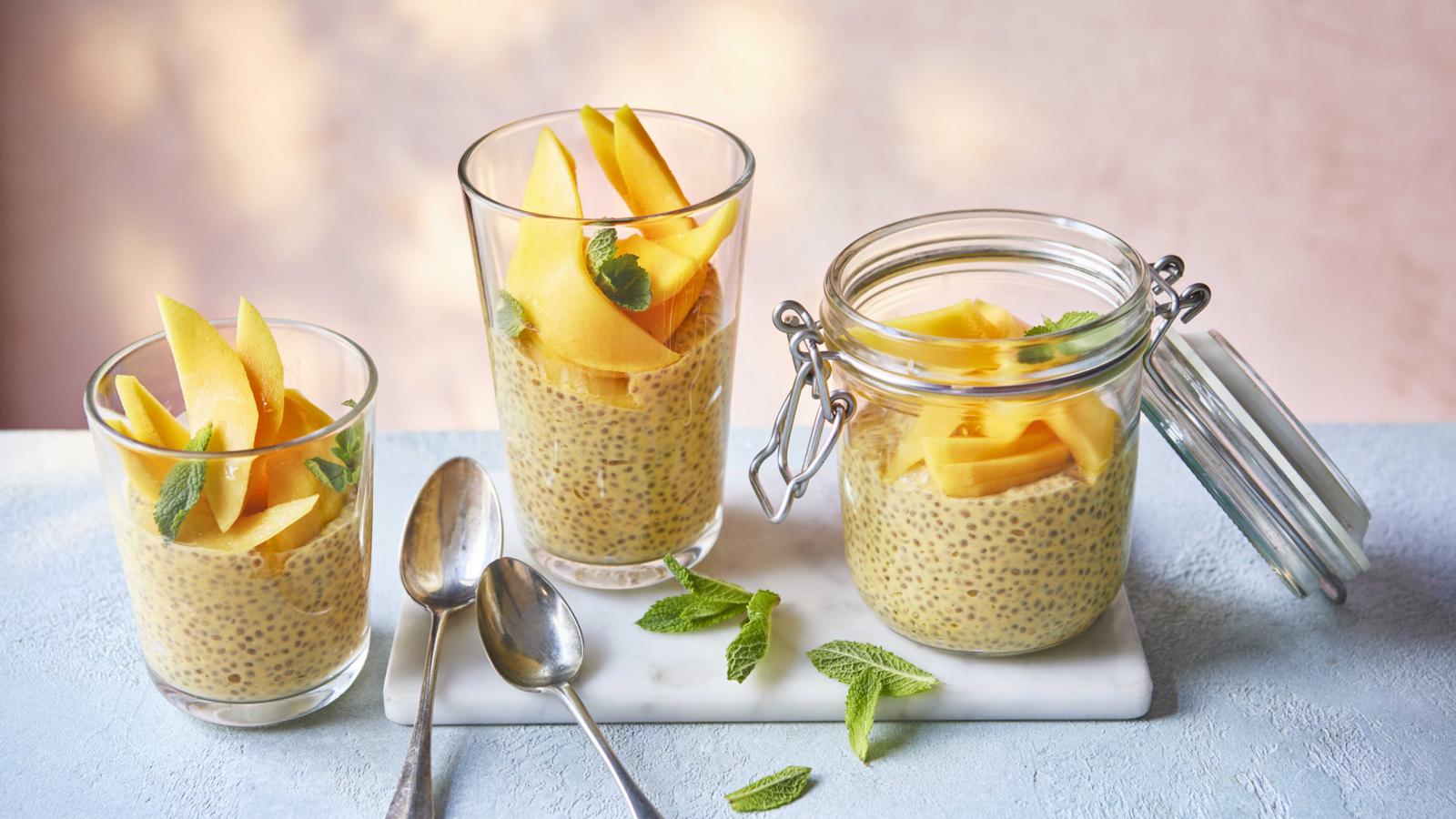 Recipe for Lassi Smoothie with Mixed Fruits
