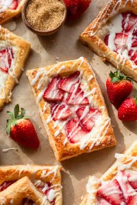 Strawberry Pudding Recipe and Preparation Instructions