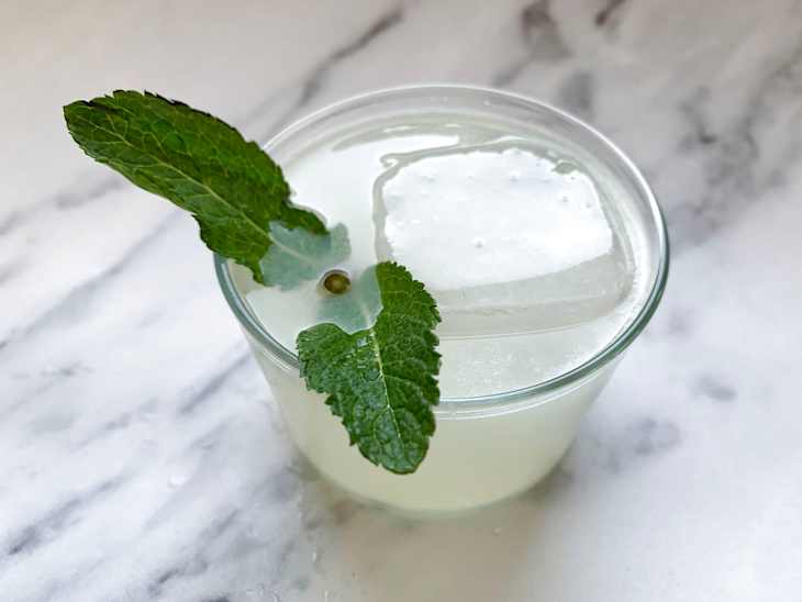 Southside cocktail in glass.