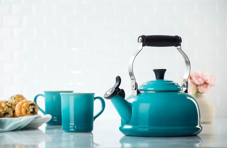 Le Creuset Stoneware Set of 4 Mugs in Caribbean color