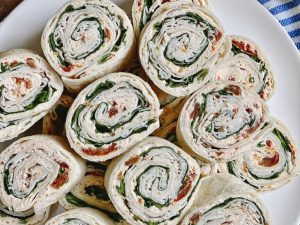 40 Beach Food Ideas to Pack in Your Cooler