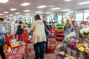 6 Rude Things People Canât Stop Doing at Trader Joeâs Grocery Stores