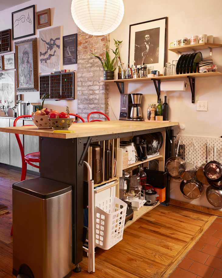 Kitchen after renovation, redecoration.