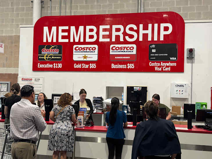 Costco Just Announced a Major Shopping Change â But Not for Everyone