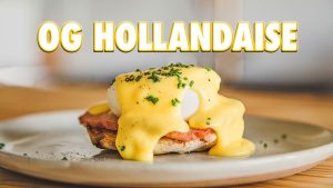 Eggs Florentine: A Traditional Recipe of Poached Eggs, Spinach, and Hollandaise Sauce