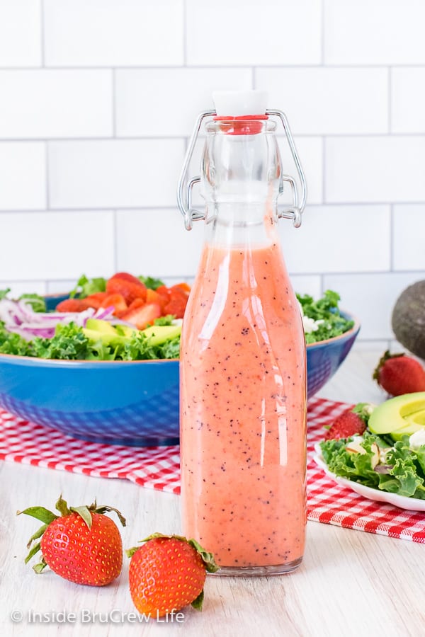 How to Create DIY Poppy Seed Dressing