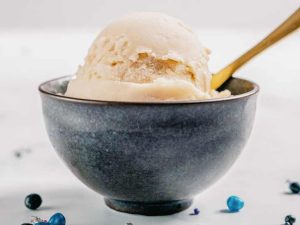 Iâve Used This Space-Saving Ice Cream Maker Every Day This Summer (and Itâs on Sale!)