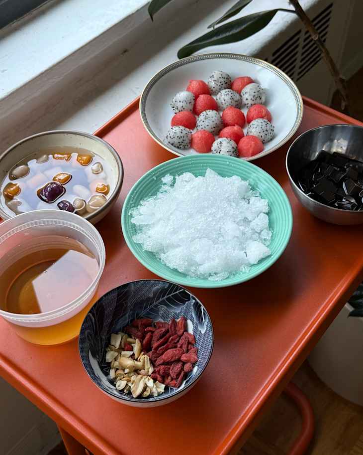 Ingredients for ice rice.