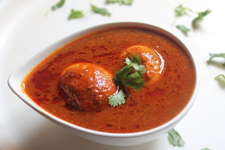 Recipe for Muttai Kulambu (Egg Curry)