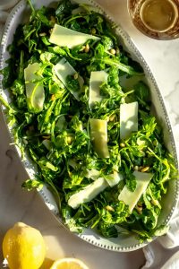Simple Arugula Salad: An Effortless and Fast Recipe