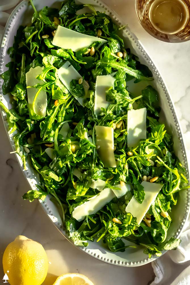 Simple Arugula Salad: An Effortless and Fast Recipe