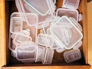 Target Is Selling This âSo Prettyâ Pyrex Glass Food Storage Set