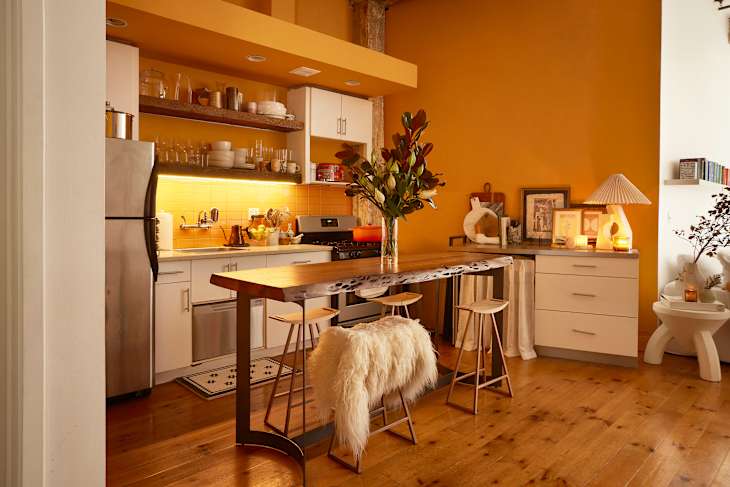 The âMagicalâ Inexpensive Kitchen Swap That Instantly Boosts Your Homeâs Value, According to Real Estate Pros