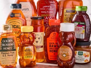 We Tried 11 Different Brands of Honey â And This $7 Winner Is What Weâll Use for Breakfast, Lunch, and Dinner (Itâs âLiquid Goldâ)