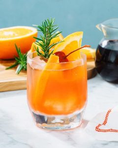 30 Tasty Autumn Cocktails and Drinks to Savor