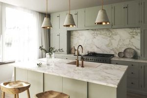 Green Is No Longer the âItâ Kitchen Cabinet Color â Hereâs What Is, According to Hundreds of Designers