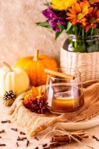 How to Prepare a Pumpkin Martini: A Cheerful Autumn Beverage Recipe