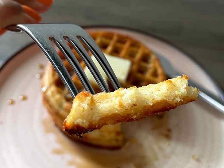 Kellogg’s Eggo Protein Waffles Buttermilk Vanilla, Frozen Breakfast, 12.3 oz, 10 Count