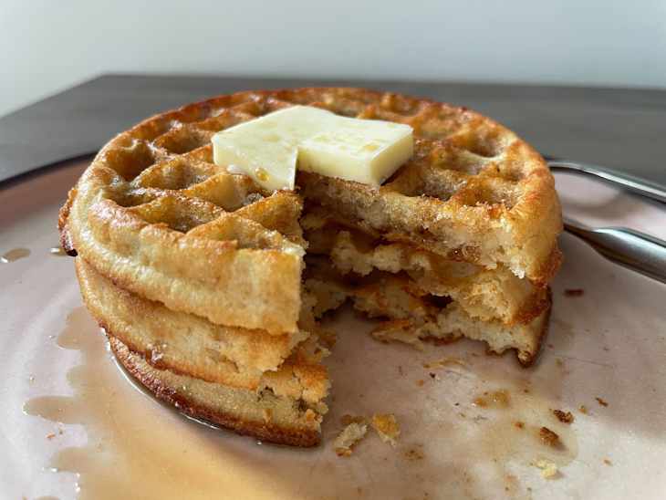 Kellogg’s Eggo Protein Waffles Buttermilk Vanilla, Frozen Breakfast, 12.3 oz, 10 Count