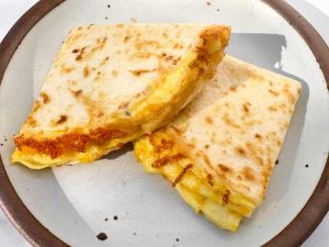 Jennifer Anistonâs Easy Egg Breakfast Is So Delicious, I Made It 4 Times This Week