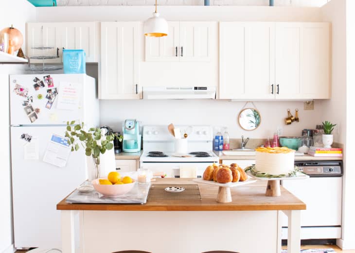 The 3-in-1 Storage Container Thatâs âPerfectâ for Cakes and Appetizers
