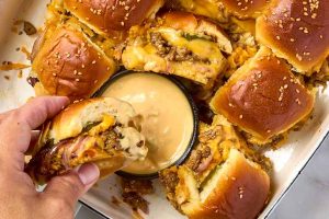 The 31 Best Tailgate Snacks to Kick Off the Big Game