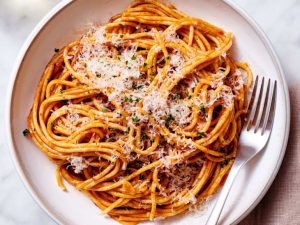 The Zero-Effort Way to Make Pasta Higher in Fiber, According to Giada De Laurentiis